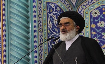 متدینین عبور از خط قرمزها برایشان قابل تحمل نیست/از ورود زنان به ورزشگاه‌ها جلوگیری کنید