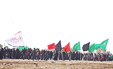 یک سفرنامه از راهپیمایی نجف تا کربلا در اربعین/جلوههای بهشتی در مسیر عاشقی یک سفرنامه از راهپیمایی نجف تا کربلا در اربعین/جلوههای بهشتی در مسیر عاشقی