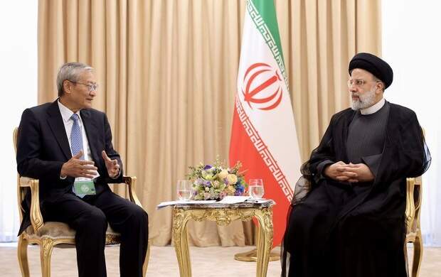 رئیسی: ایران آماده همکاری با سازمان شانگهای رئیسی: ایران آماده همکاری با سازمان شانگهای