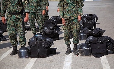 واکنش جدید به ادعای تعـرض به یک زن توسط پلیس در هنگام بازداشت واکنش جدید به ادعای تعـرض به یک زن توسط پلیس در هنگام بازداشت