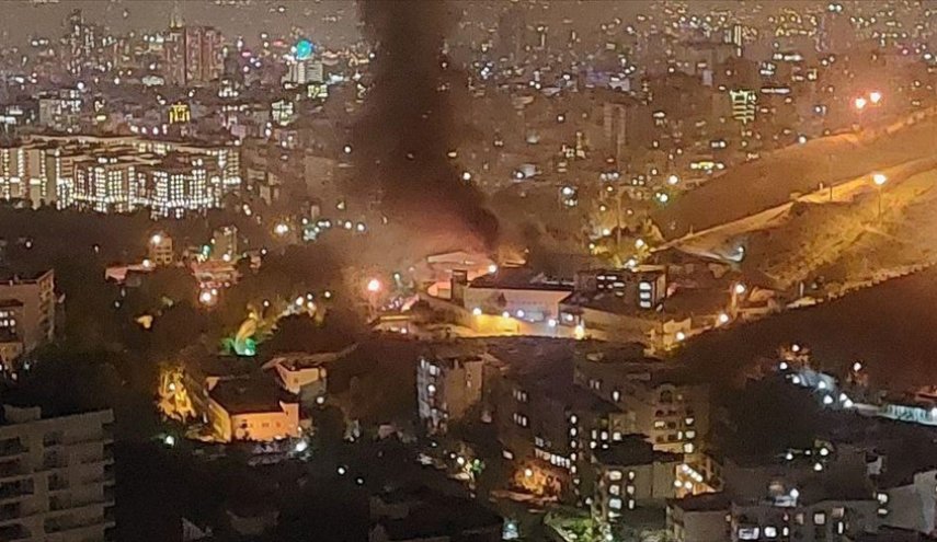 فوت ۴ زندانی و ۶۱ نفر مجروح در حادثه زندان اوین فوت ۴ زندانی و ۶۱ نفر مجروح در حادثه زندان اوین