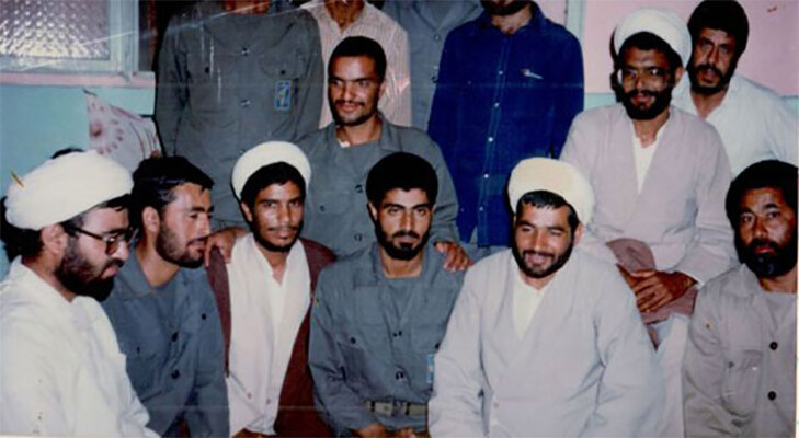 خانواده شهیدی که کفن حاج قاسم را امضا کردند/آن مرد که در باران رفت با دست‌های بسته آمد...