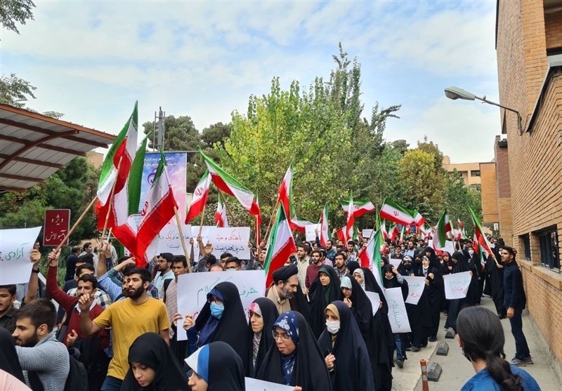 حمله به دانشجویان مخالف هنجارشکنی حمله به دانشجویان مخالف هنجارشکنی