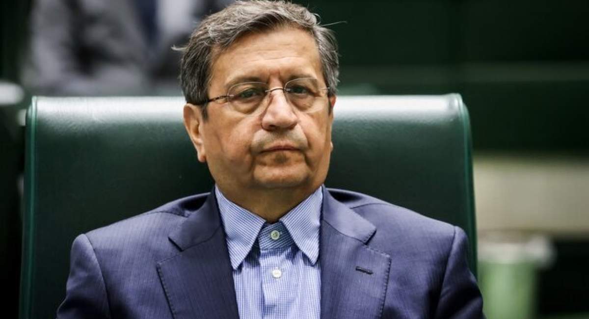 سایت اصلاح طلب: اشتباه دولت خود را با گرانی ارز نشان داد