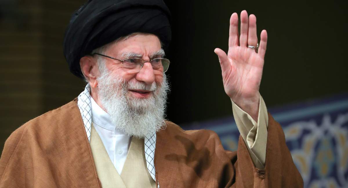 ماموریت امروز مانند صدیقه طاهره(س) «جهاد تبیین» است