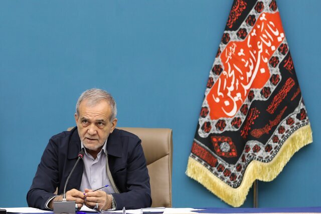 پزشکیان: دستگاه‌ها به وعده‌های خود در خدمت‌رسانی به زائران عمل کنند