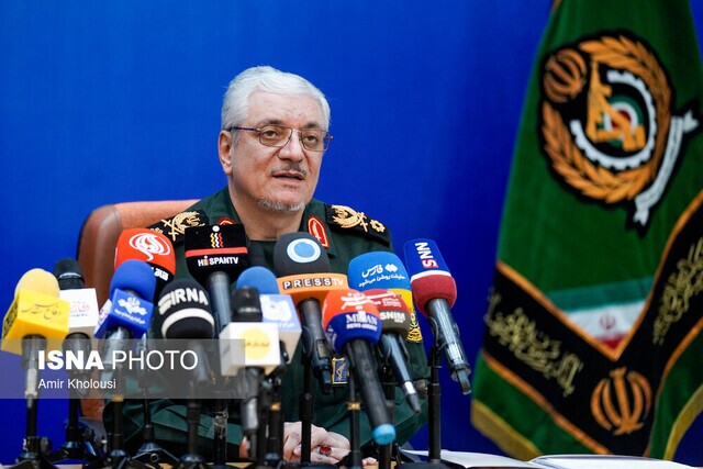 طلایی نیک: مجلس رای اعتماد بالایی به امیر نصیرزاده بدهد