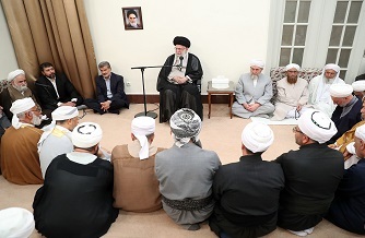 موضوع «امت اسلامی» به هیچ وجه نباید فراموش شود/تکیه بر وحدت علاج و راه مقابله با توطئهها