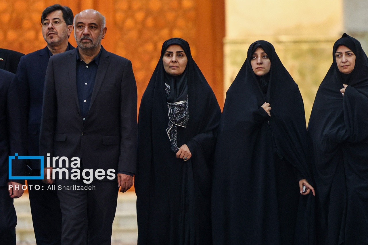 تجدید میثاق اعضای هیات دولت با آرمان‌های امام راحل (ره)