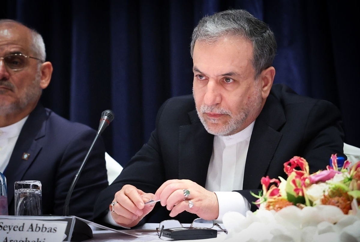 عراقچی: به طرف‌های ثالث هشدار می‌دهیم که در این درگیری دخالت نکنند