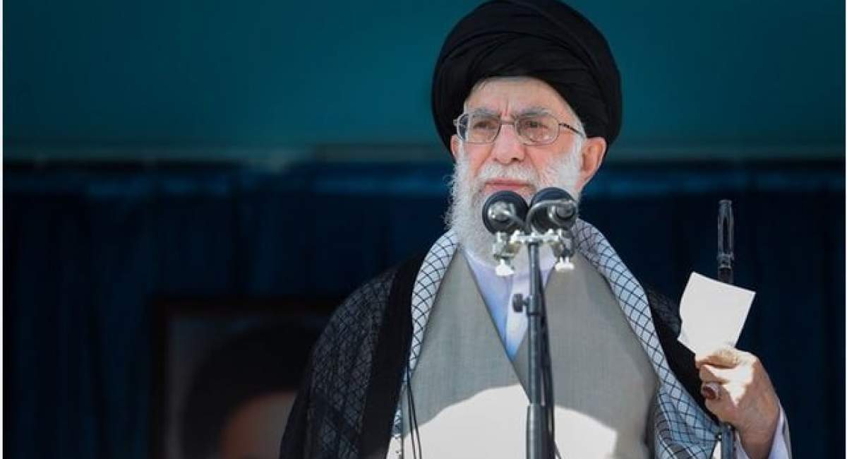 اجازه رهبر انقلاب به استفاده از نصف سهم امام(ع) برای مردم مظلوم جنوب لبنان