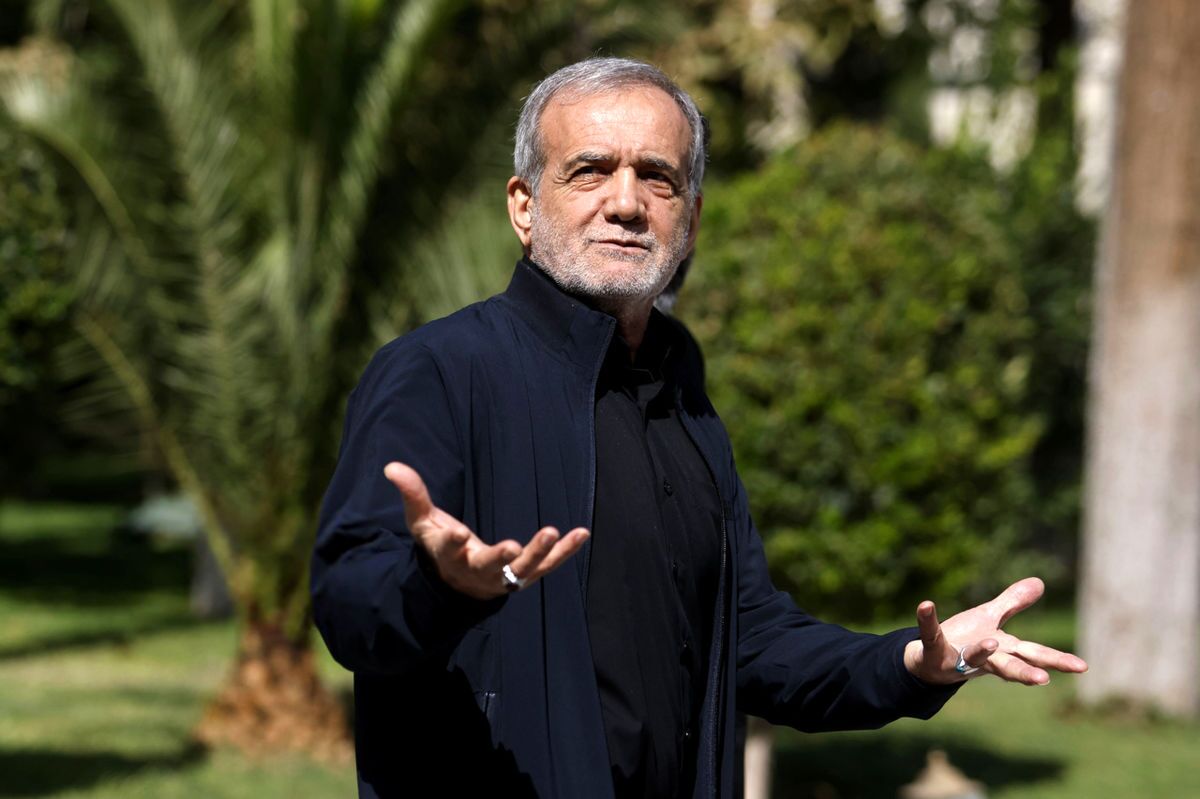 رئیس جمهور میزبان احزاب مخالف شد