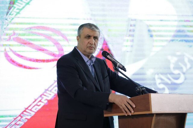 اسلامی: امروز وارد فاز سوم توسعه صنعت هسته‌ای می‌شویم