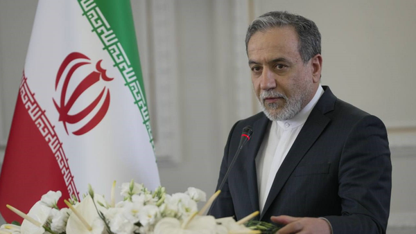 ابراز خرسندی عراقچی از تحویل پایگاه عینالاسد به نیروهای عراقی