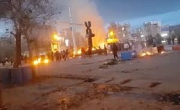 پیشنهاد آیتالله حائری شیرازی به قوۀ قضائیه/ حکم محاربین را ندهید به دستِ قضات شهرستانها پیشنهاد آیتالله حائری شیرازی به قوۀ قضائیه/ حکم محاربین را ندهید به دستِ قضات شهرستانها