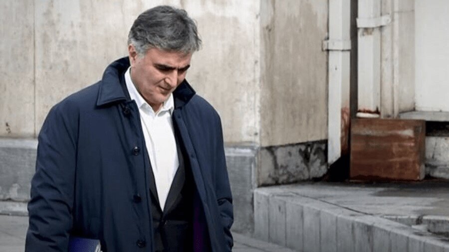 ۵دولت در حال بررسی تغییر رئیس کل بانک مرکزی