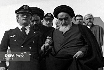 وقتی تلویزیون پخش زنده مراسم استقبال از امام را قطع کرد