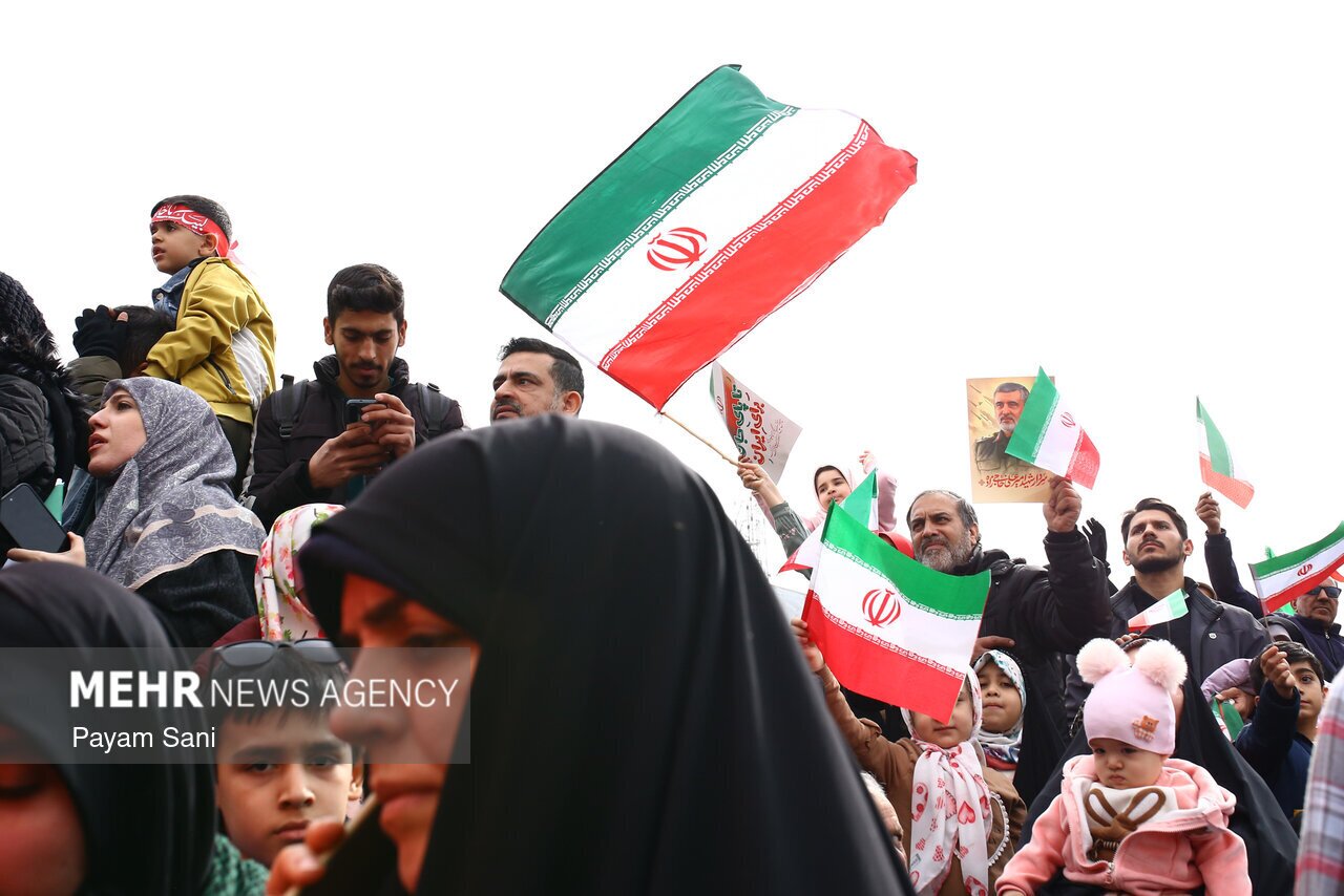 راهپیمایی ۲۲ بهمن در تهران