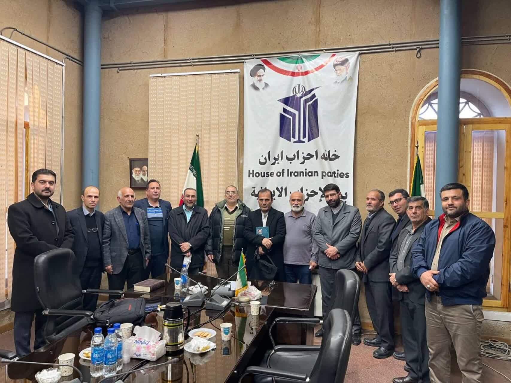 اصحاب رسانه احزاب کشور در جهت همبستگی  و اتحاد نظام مقدس جمهوری اسلامی ایران