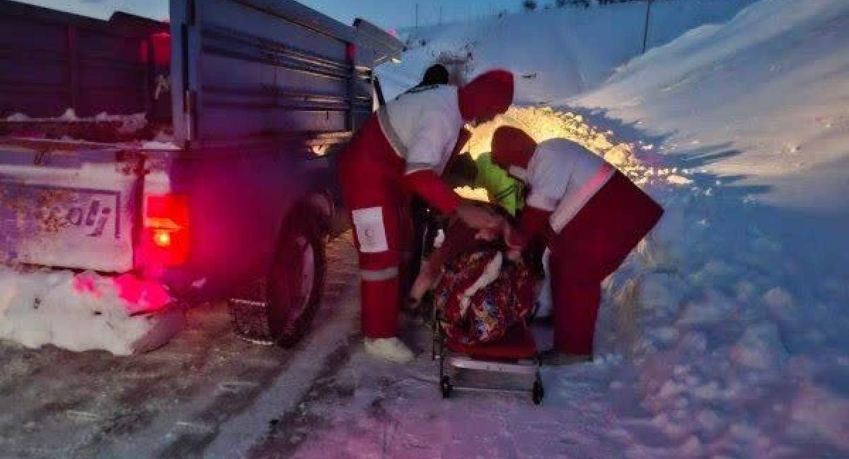 برف و باران در راه ۱۲ استان؛ آمادهباش هلال احمر