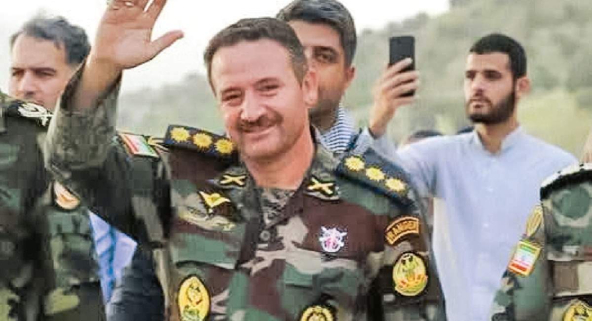 مزد ۲۷ سال خدمت در ارتش شهادت با لباس رزم بود