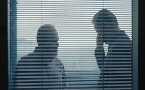 &laquo;غوطه&zwnj;ور&raquo; به جشنواره فیلم فجر راه یافت/بی&zwnj;بندوباری جنسی، عامل شکل&zwnj;گیری یک پرونده&zwnj; مرموز!