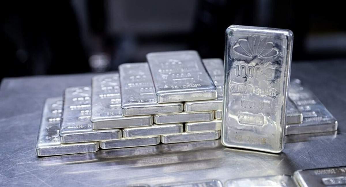 معامله ۳۵۶ کیلوگرم شمش نقره در بورس کالا