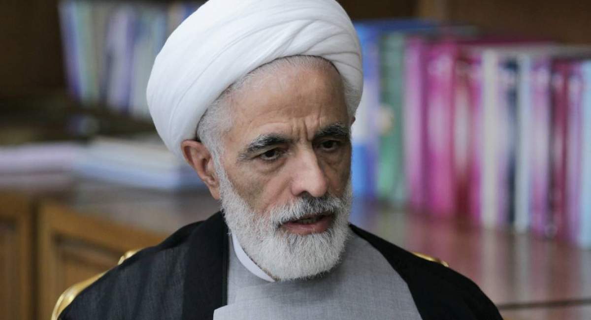 شبهه افکنی معاون حقوقی رئیس جمهور