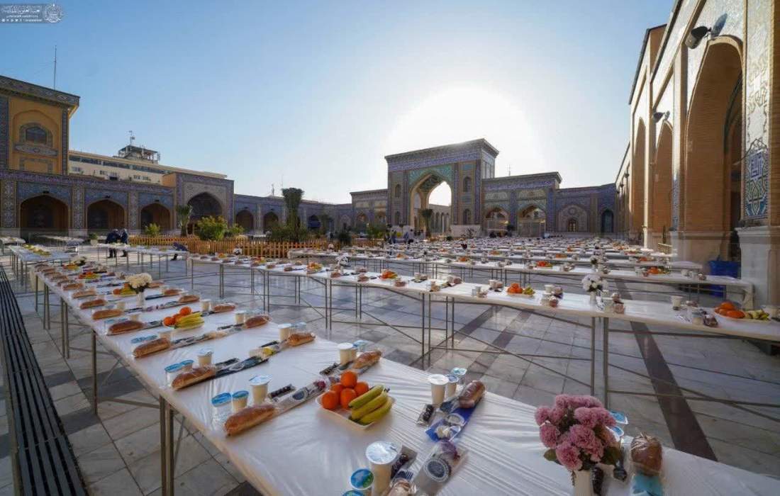 تصاویر سفره افطار حرم علوی برای زائرین