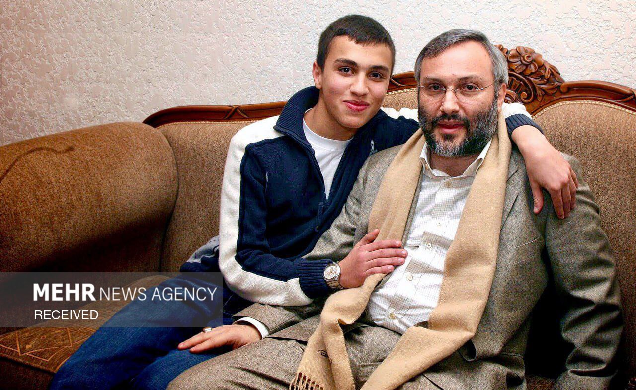 شهید عماد مغنیه شهید عماد مغنیه