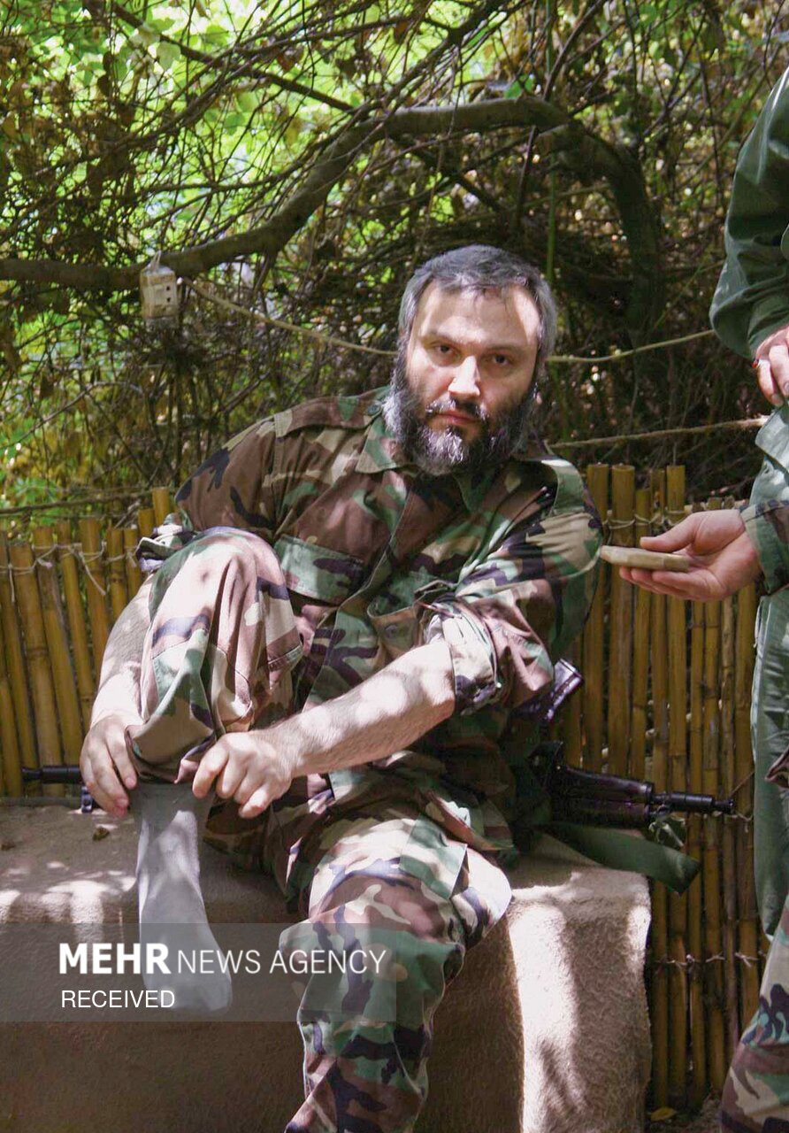 شهید عماد مغنیه شهید عماد مغنیه