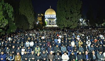 ۱۰۰ هزار نمازگزار فلسطینی در مسجدالاقصی حضور یافتند
