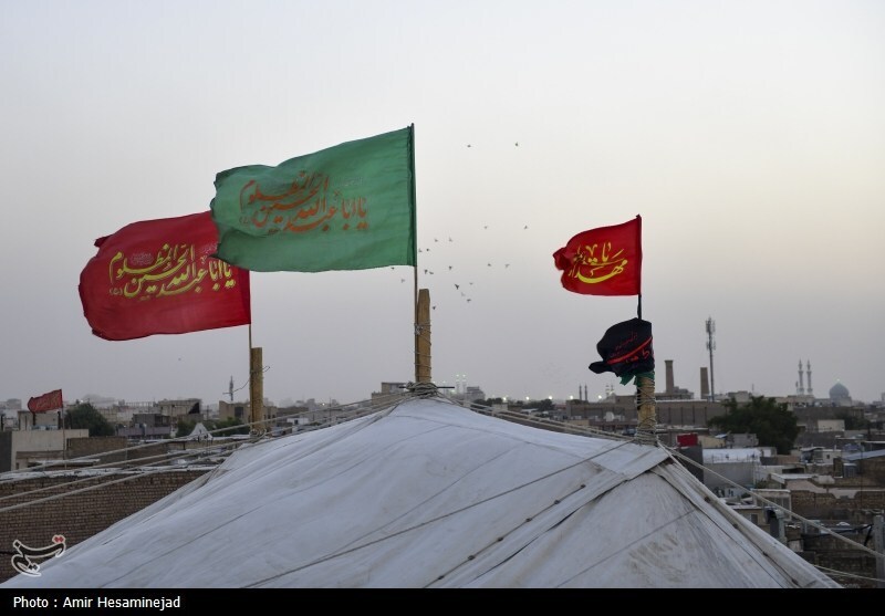 آئین سنتی برافراشتن خیمه عزای سیدالشهدا (ع) در چهل اختران قم