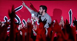 مهدی رسولی «بپاخیزید» برای شروع محرم خواند