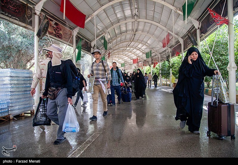 زائران اربعین حسینی در مرز خسروی