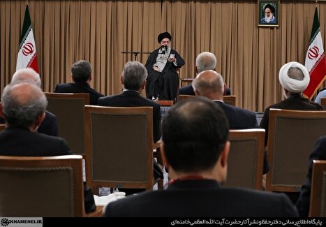 دیدار رئیس‌جمهور و اعضای هیئت دولت