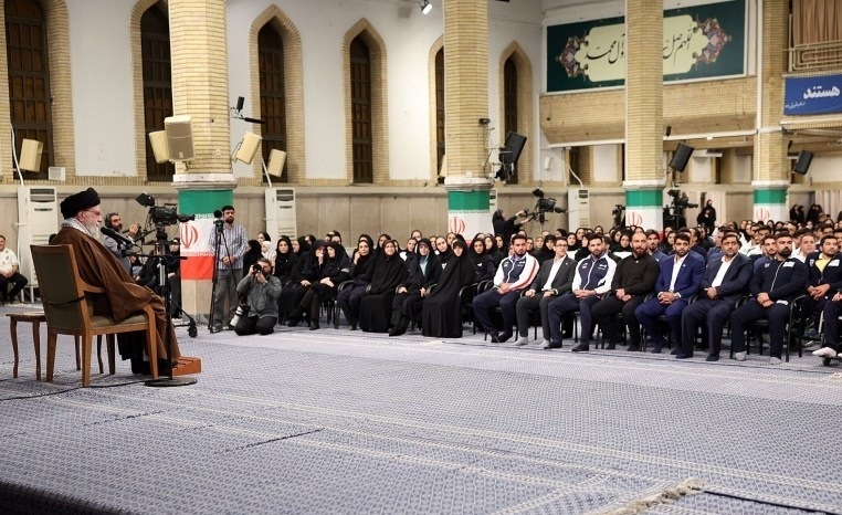 قدردانی و عهد جامعه ورزش با رهبر معظم انقلاب/ سربازان ایران در جنگ نرم خواهیم بود