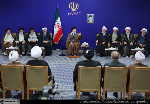 دیدار دست‌اندرکاران کنگره بین‌المللی میرزای نائینی