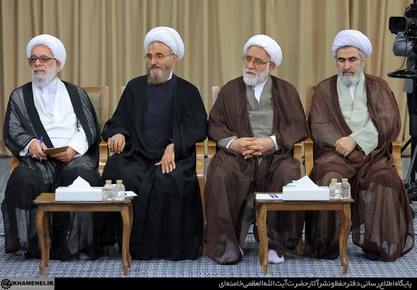 دیدار دست‌اندرکاران کنگره بین‌المللی میرزای نائینی