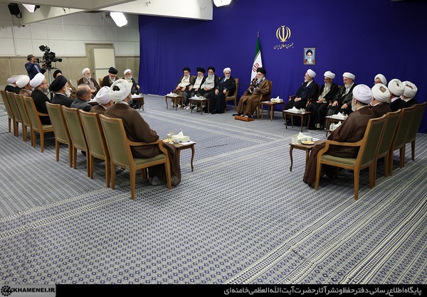 دیدار دست‌اندرکاران کنگره بین‌المللی میرزای نائینی