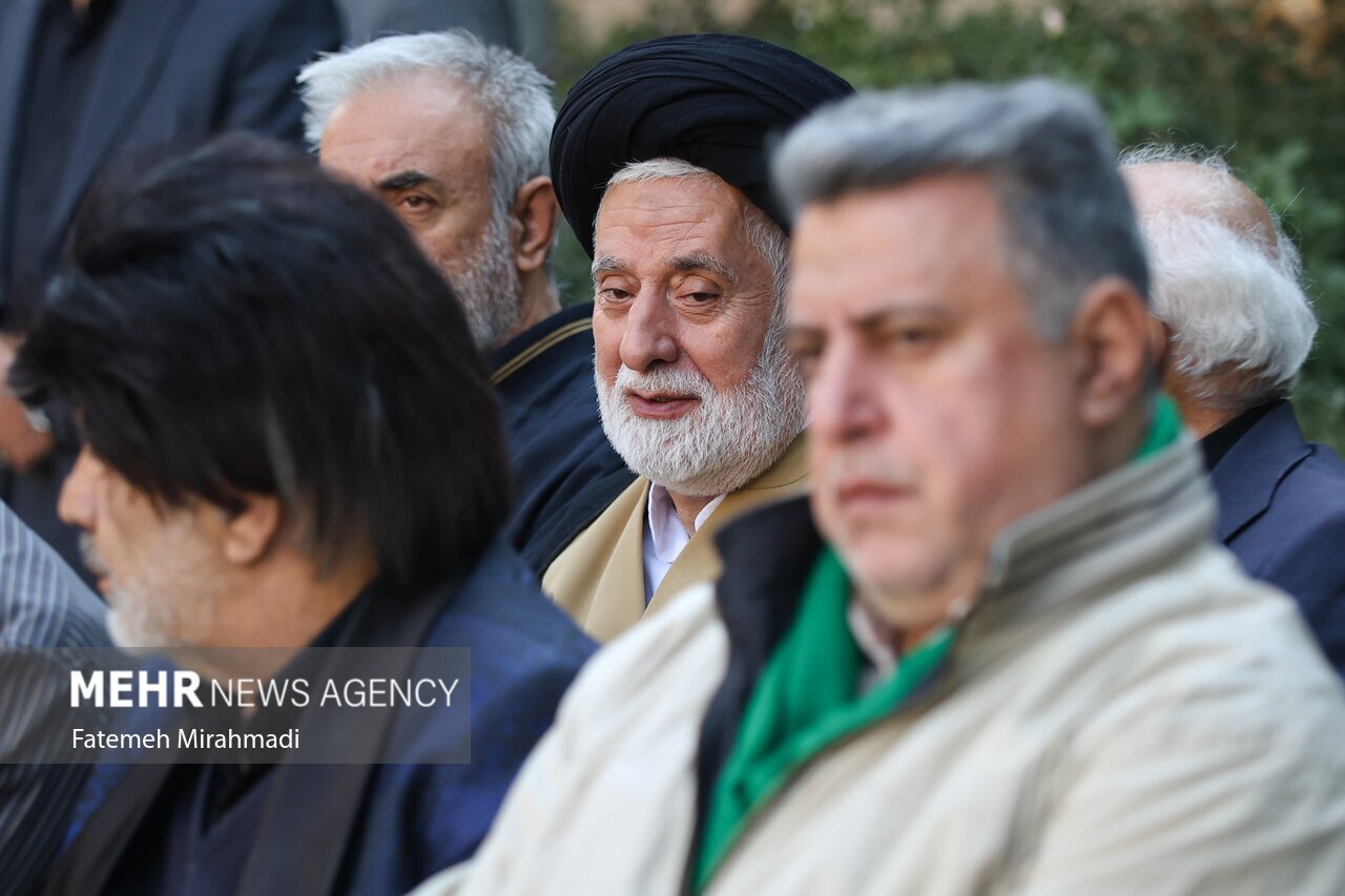 مراسم تشییع پیکر مرحوم سید محمد موسوی مراسم تشییع پیکر مرحوم سید محمد موسوی