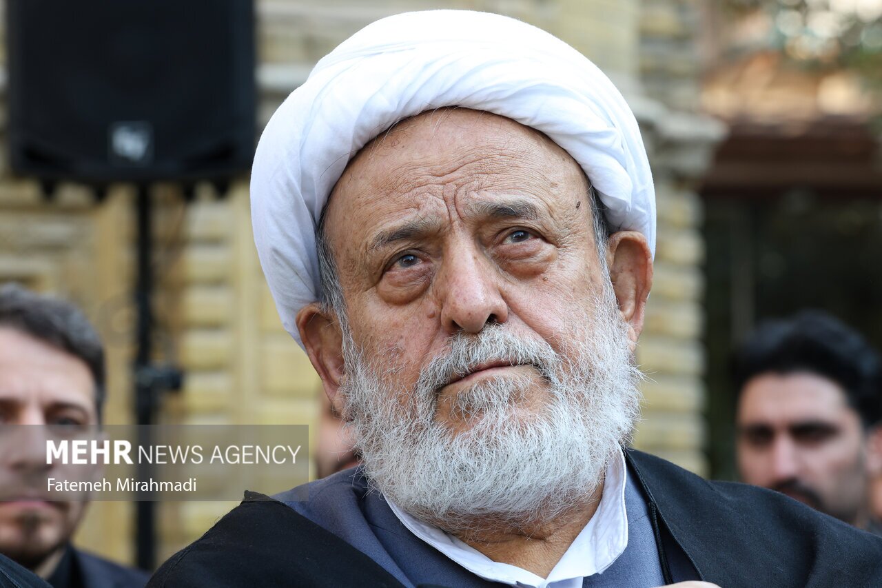 مراسم تشییع پیکر مرحوم سید محمد موسوی مراسم تشییع پیکر مرحوم سید محمد موسوی