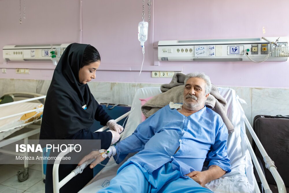 پرستار، تکیهگاه امید بیمار پرستار، تکیهگاه امید بیمار