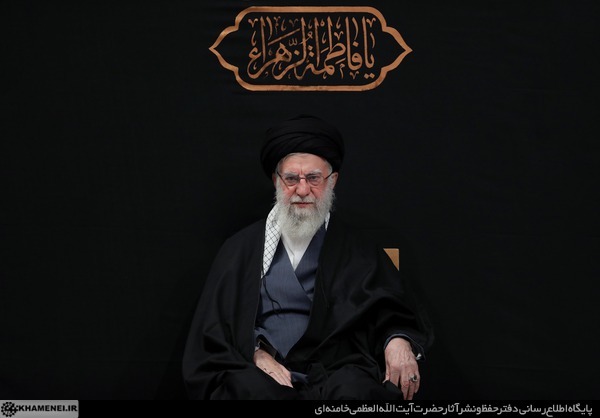 اولین شب مراسم عزاداری ایام شهادت حضرت فاطمةالزهرا سلام‌الله‌علیها در حسینیه امام خمینی(ره)