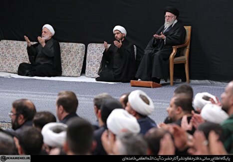 دومین شب مراسم عزاداری ایام شهادت حضرت فاطمةالزهرا سلام‌الله‌علیها در حسینیه امام خمینی(ره)