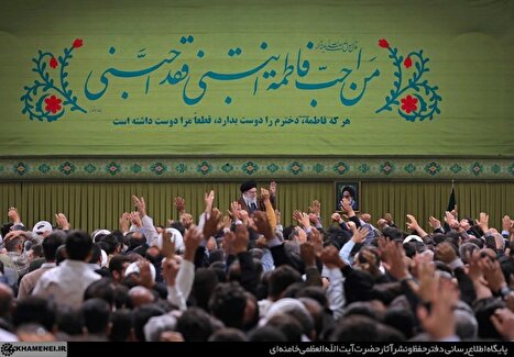 مراسم جشن میلاد حضرت زهرا سلام‌الله‌علیها در حسینیه امام خمینی(ره)