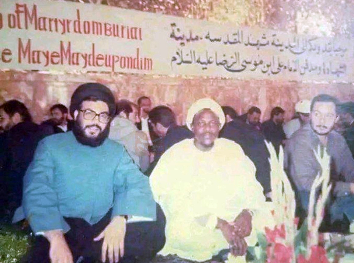 شهید &laquo;سید حسن نصرلله&raquo; در حرم امام رضا (ع)+ عکس