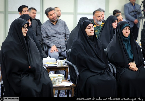 دیدار دستاندرکاران کنگره شهدای استان البرز دیدار دستاندرکاران کنگره شهدای استان البرز