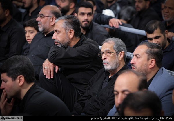 آخرین شب مراسم عزاداری ایام شهادت حضرت فاطمةالزهرا سلام‌الله‌علیها در حسینیه امام خمینی(ره)