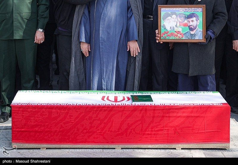 مراسم تشییع و خاکسپاری مادر شهید احمد متوسلیان مراسم تشییع و خاکسپاری مادر شهید احمد متوسلیان